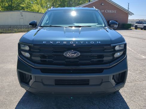 New 2026 Ford Expedition Active RWD image 7