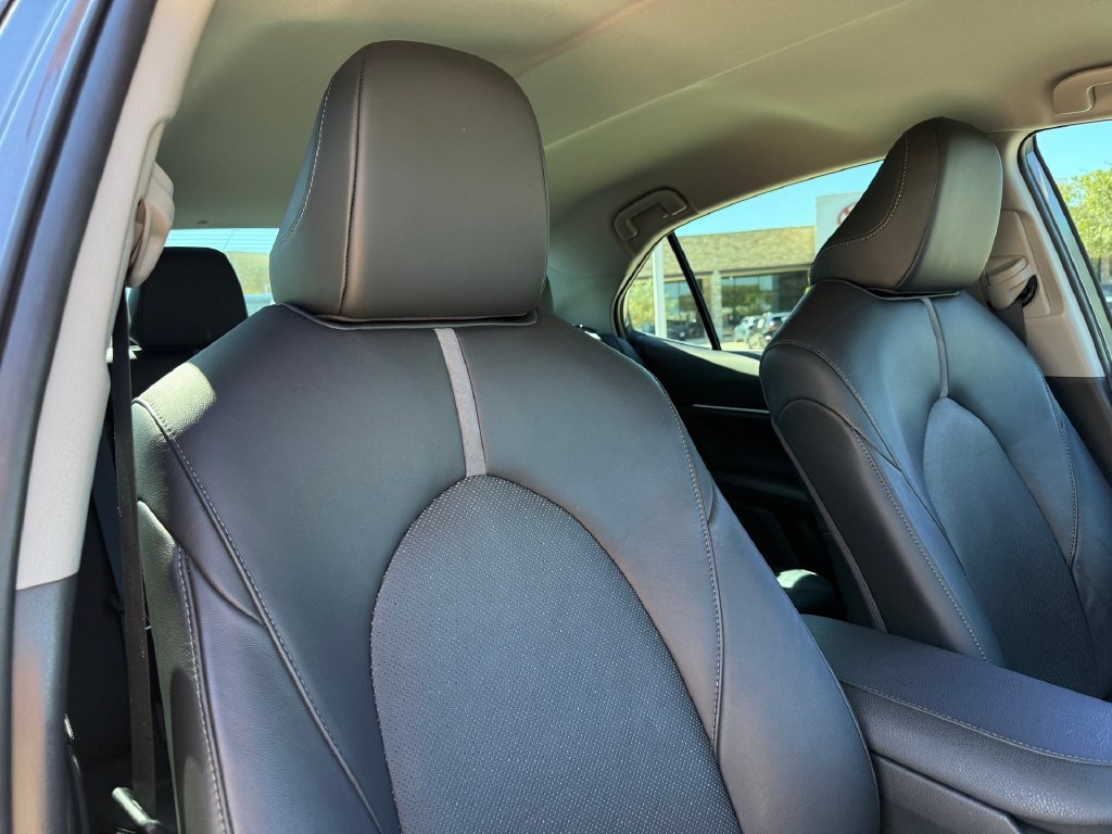 Certified 2021 Toyota Camry XLE FWD image 26