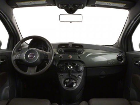 Used 2013 FIAT 500 Pop image 10