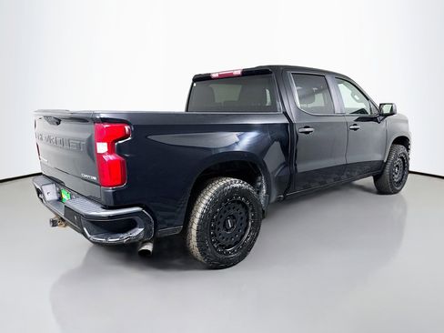Used 2020 Chevrolet Silverado 1500 Custom w/ Custom Value Package AWD/4WD image 10