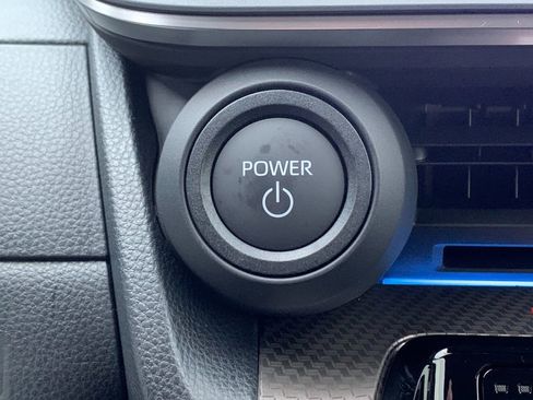 New 2026 Toyota Prius XLE image 25