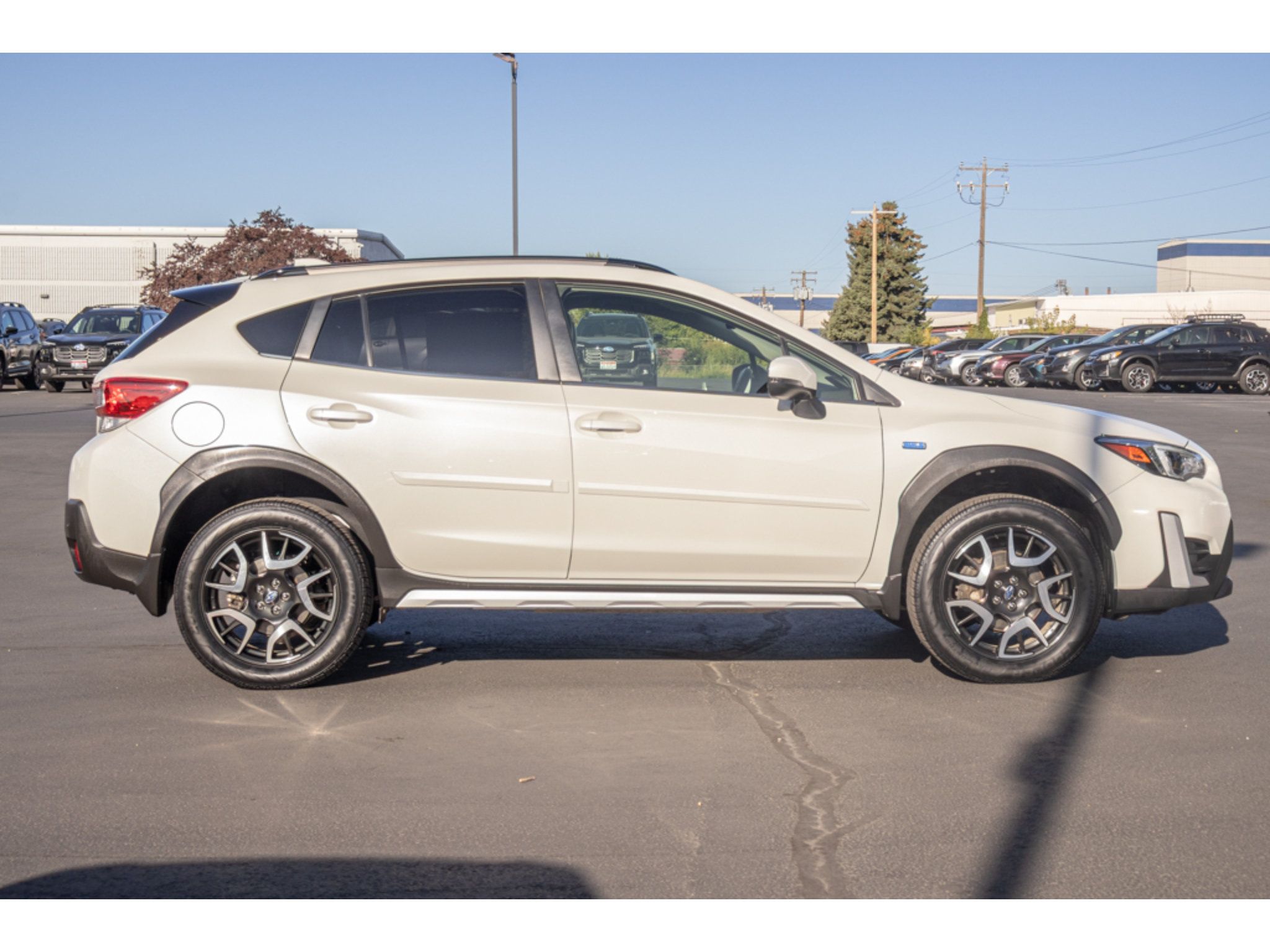 Used 2023 Subaru Crosstrek Hybrid AWD/4WD image 2