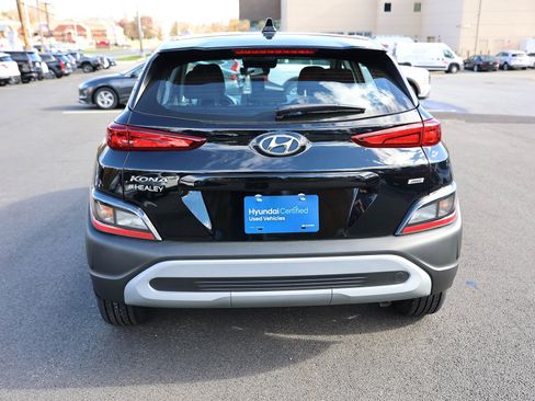 Certified 2023 Hyundai Kona SE image 6