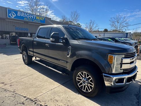 Used 2017 Ford F350 Lariat w/ Lariat Ultimate Package image 6