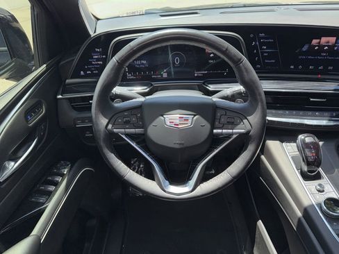 Used 2022 Cadillac Escalade ESV Sport w/ Touring Package RWD image 11