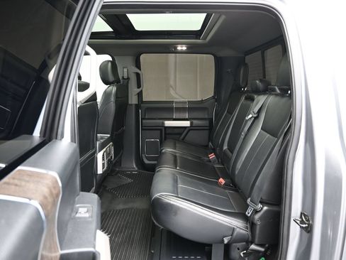 Used 2020 Ford F250 Lariat w/ Tremor Off-Road Package AWD/4WD image 11