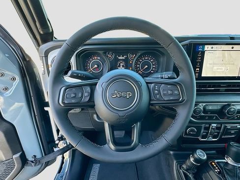 New 2026 Jeep Gladiator Sport image 7