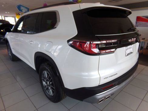 New 2025 GMC Acadia Elevation image 4