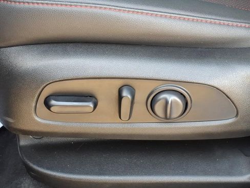 Used 2021 Chevrolet Blazer RS w/ Enhanced Convenience Package image 46