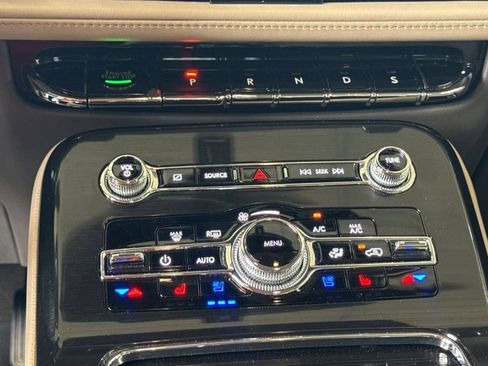 Certified 2022 Lincoln Nautilus Reserve AWD/4WD image 23