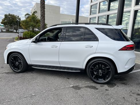 New 2026 Mercedes-Benz GLE 580 4MATIC image 4