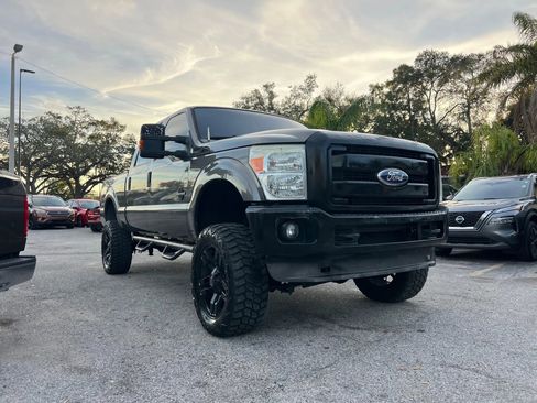 Used 2011 Ford F250 XLT w/ XLT Premium Pkg image 6