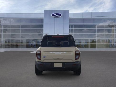 New 2025 Ford Bronco Sport Outer Banks image 5