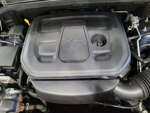 Used 2019 Jeep Grand Cherokee Limited AWD/4WD image 30
