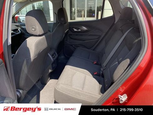 Used 2023 GMC Terrain SLE AWD/4WD image 5