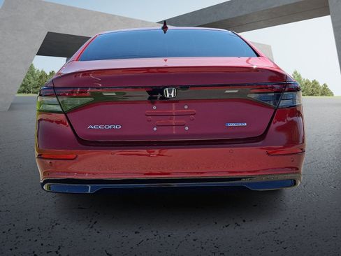Used 2025 Honda Accord EX-L image 5