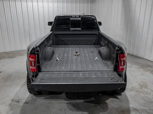 Used 2020 RAM 3500 Limited image 64