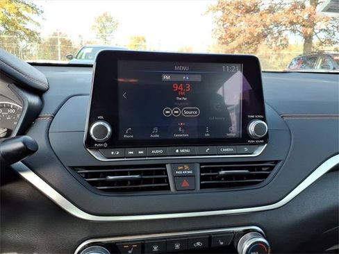 Used 2022 Nissan Altima 2.0 SR image 10