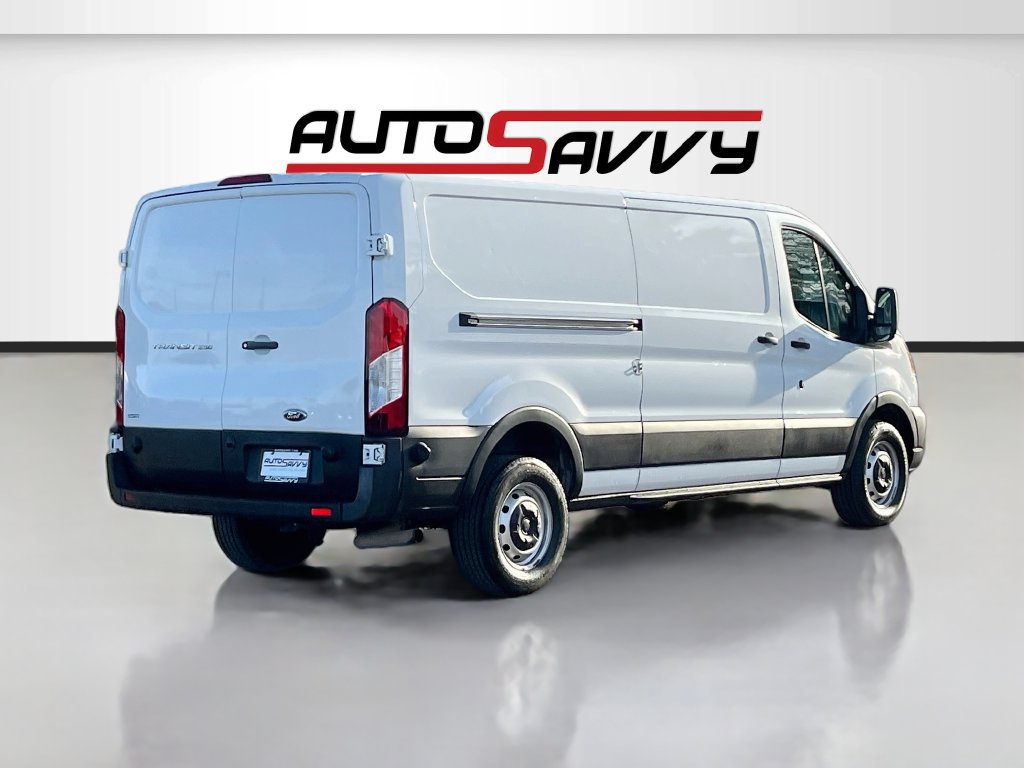 Used 2024 Ford Transit 250 Low Roof w/ Load Area Protection Package RWD image 7