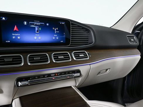Certified 2026 Mercedes-Benz GLE 450 4MATIC image 13