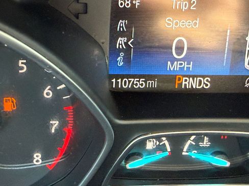 Used 2017 Ford Escape SE w/ Equipment Group 201A AWD/4WD image 21