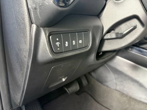Used 2023 Kia Soul GT-Line FWD image 16