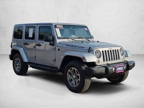 Used 2014 Jeep Wrangler Unlimited Rubicon w/ Connectivity Group AWD/4WD image 3