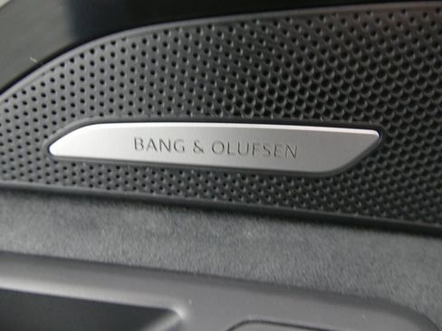 New 2025 Audi SQ5 Premium Plus image 12