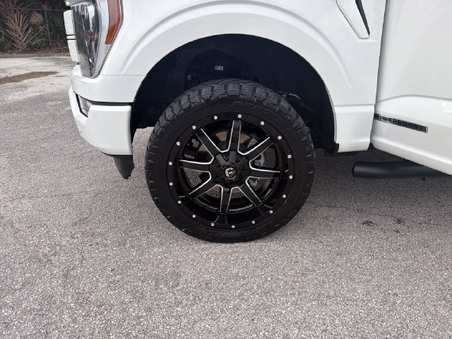 Used 2022 Ford F150 Lariat w/ Equipment Group 502A High AWD/4WD image 25