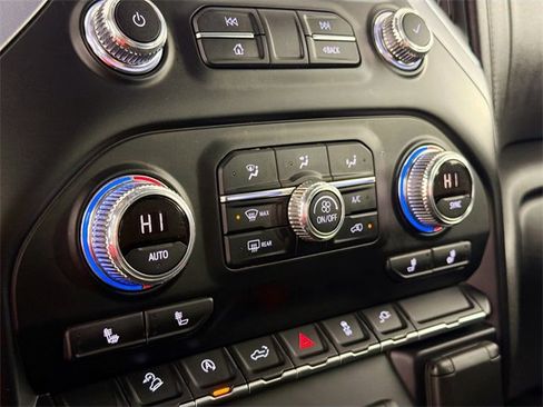 Used 2019 GMC Sierra 1500 SLE image 14