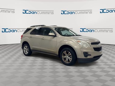Used 2012 Chevrolet Equinox LT w/ Driver Convenience Package FWD image 2
