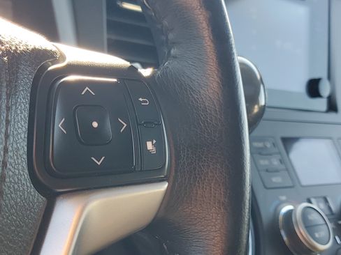 Certified 2016 Toyota Sienna SE FWD image 26