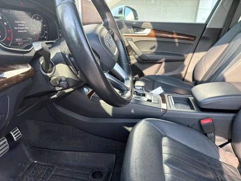 Used 2018 Audi Q5 2.0T Premium Plus w/ Premium Plus Package AWD/4WD image 38