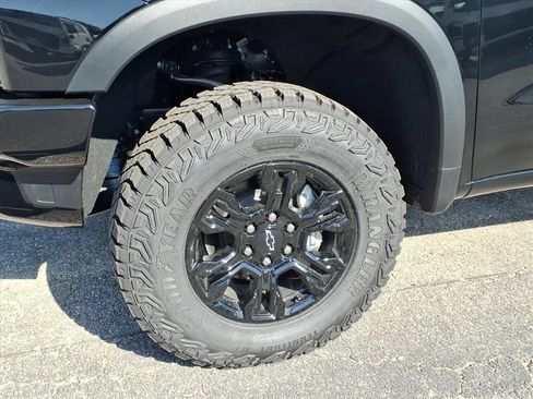 New 2026 Chevrolet Silverado 1500 ZR2 AWD/4WD image 11