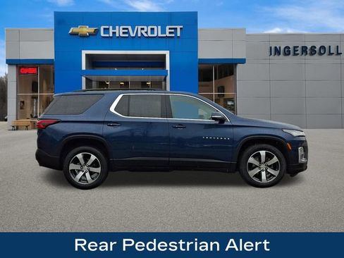 Used 2023 Chevrolet Traverse LT w/ LT Premium Package AWD/4WD image 27
