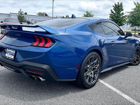 Used 2024 Ford Mustang GT Premium w/ GT Performance Package RWD image 4