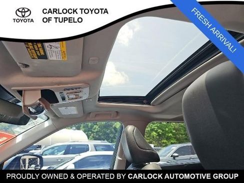 Used 2023 Toyota Highlander XLE FWD image 10