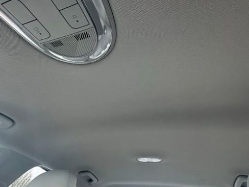 Used 2024 Hyundai Ioniq 6 SEL image 17