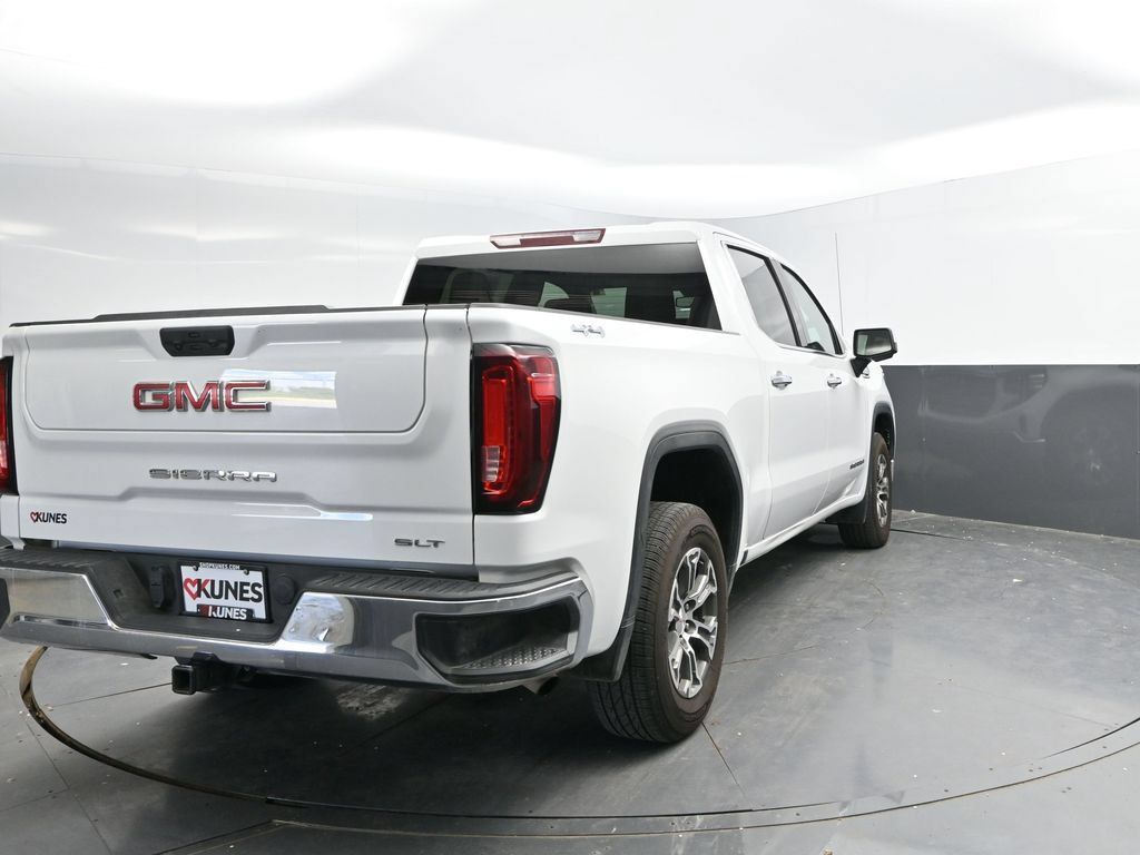 Used 2025 GMC Sierra 1500 SLT AWD/4WD image 9
