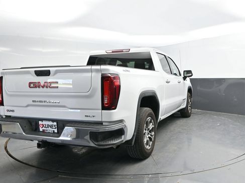 Used 2025 GMC Sierra 1500 SLT AWD/4WD image 9