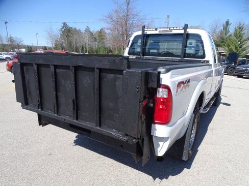 Used 2015 Ford F250 4x4 SuperCab FX4 w/ Power Equipment Group image 8