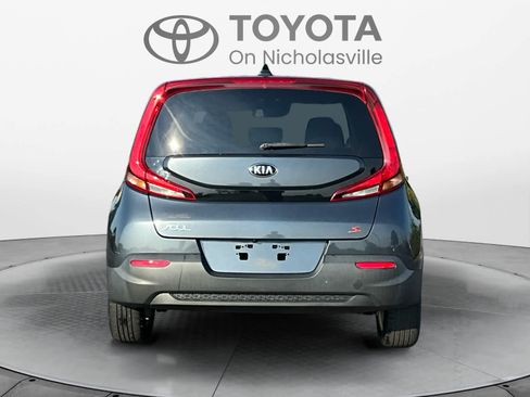 Used 2020 Kia Soul S FWD image 5
