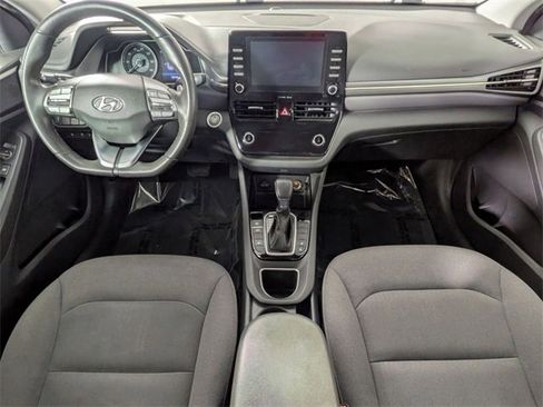 Used 2020 Hyundai Ioniq SE image 22