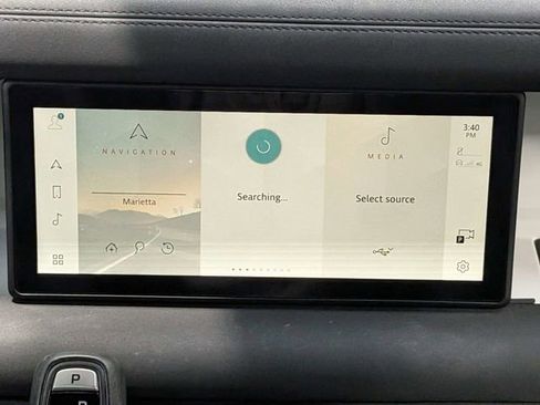 Used 2023 Land Rover Defender 110 S image 12