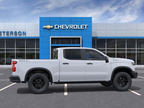 New 2026 Chevrolet Silverado 1500 ZR2 w/ ZR2 Bison Edition AWD/4WD image 4