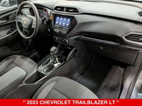 Used 2023 Chevrolet TrailBlazer LT w/ Convenience Package AWD/4WD image 35