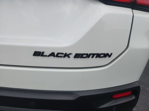 Used 2025 Honda Pilot Black Edition image 11
