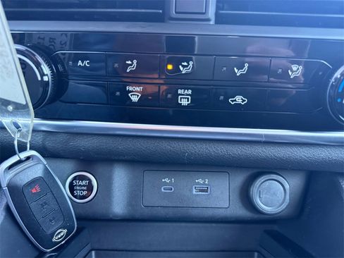 Certified 2023 Nissan Rogue S image 30