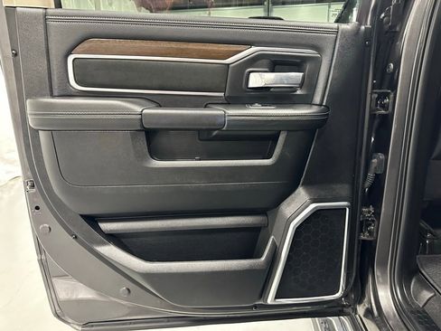 Used 2024 RAM 2500 Laramie image 41