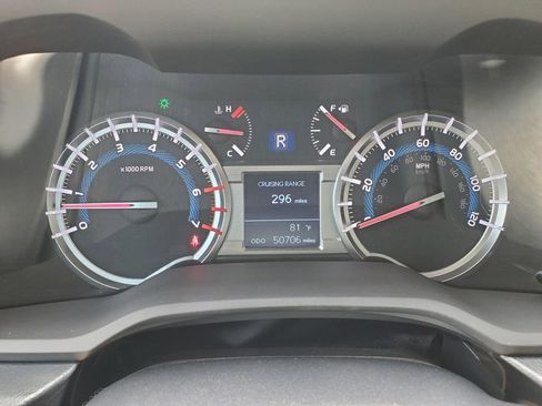 Used 2018 Toyota 4Runner TRD Off-Road image 33